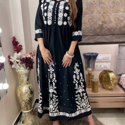 PAKISTANI CLOTHING